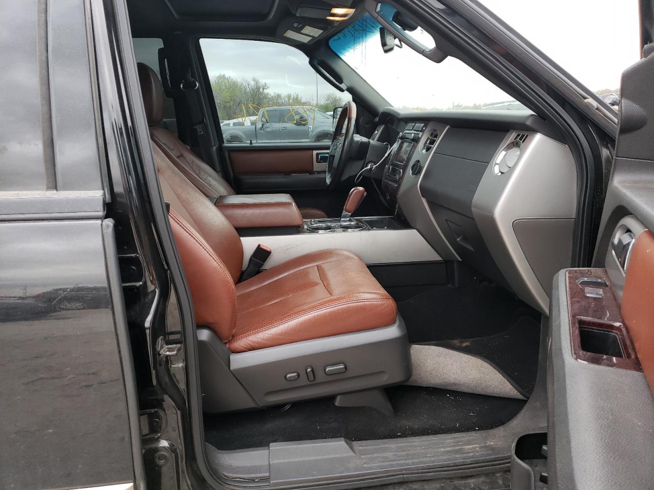Photo 5 from auction – 2012 FORD EXPEDITION with VIN 1FMJU1J58CEF58741