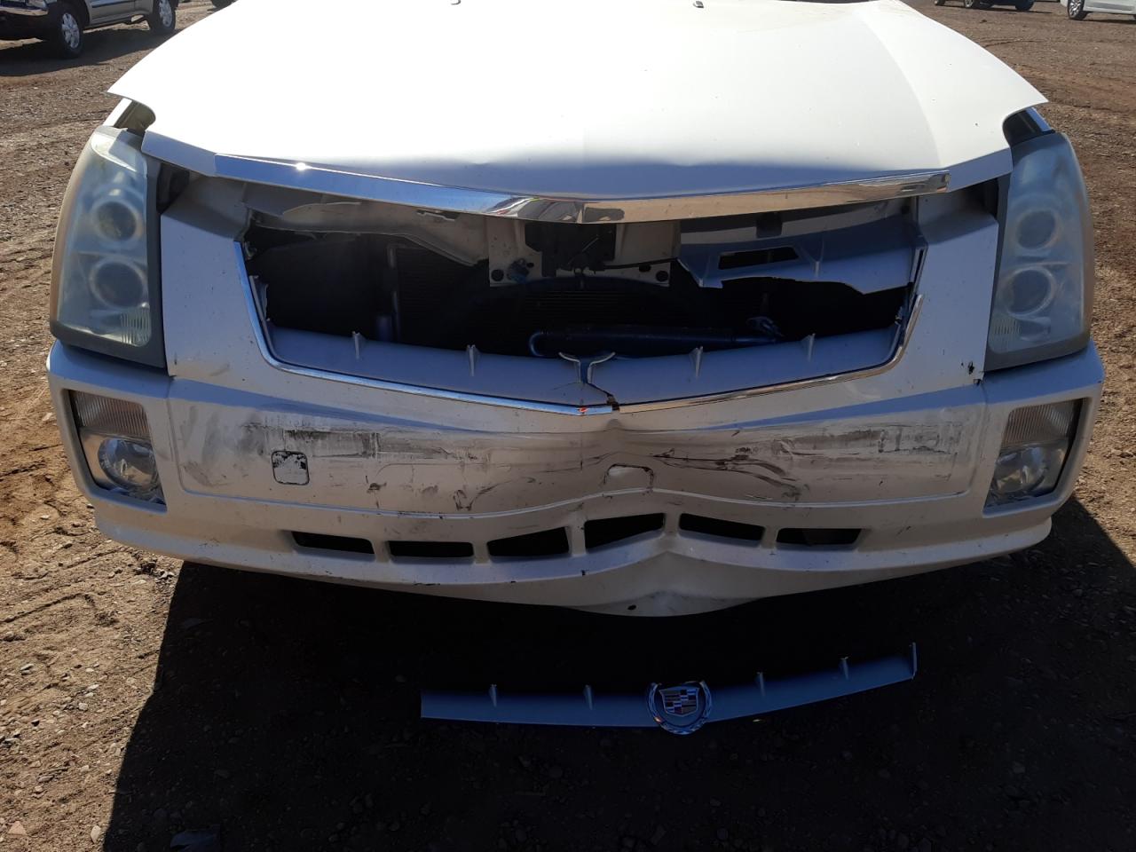 Foto 9 de la subasta – 2006 CADILLAC SRX con VIN 1GYEE637060129359