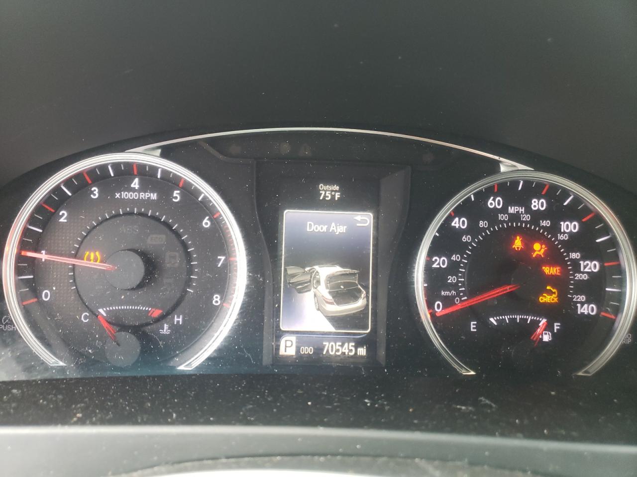 Photo 8 from auction – 2015 TOYOTA CAMRY LE with VIN 4T1BF1FK8FU079484