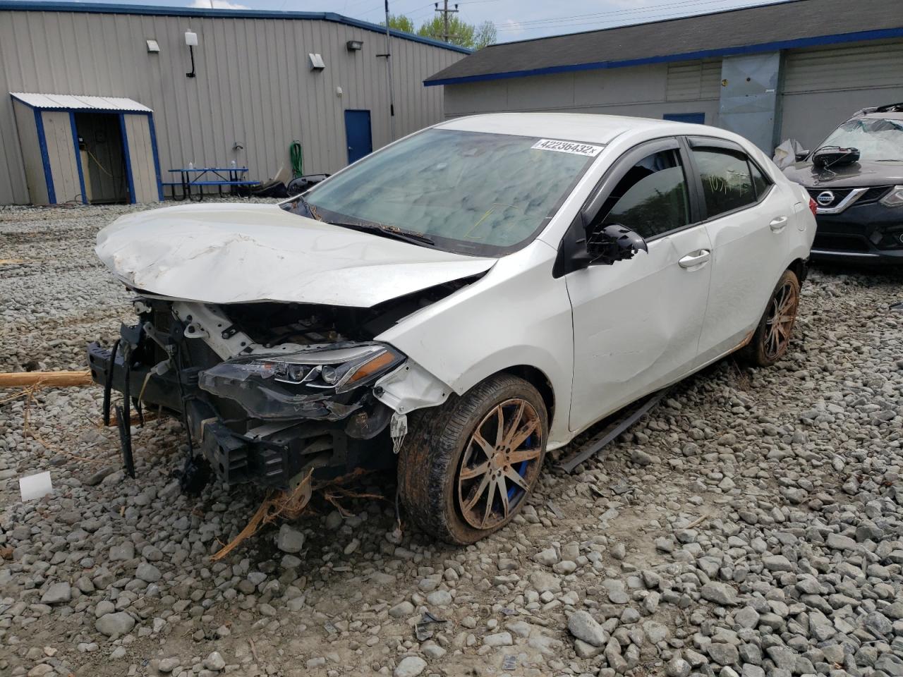 Photo 2 from auction – 2018 TOYOTA COROLLA L/ with VIN 5YFBURHE3JP814507