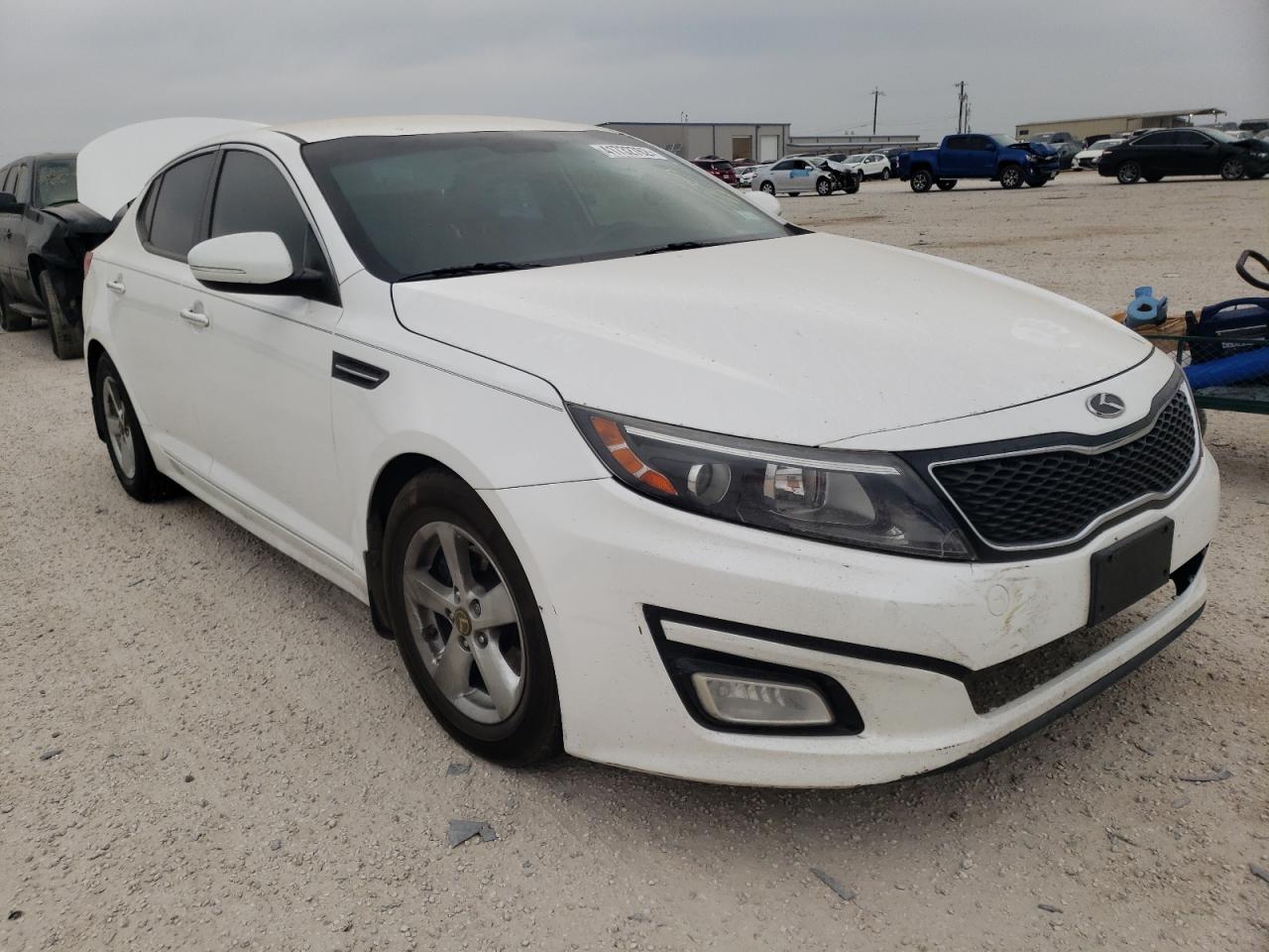 KIA OPTIMA LX 2015 with VIN KNAGM4A78F5624367 - Photo from auction