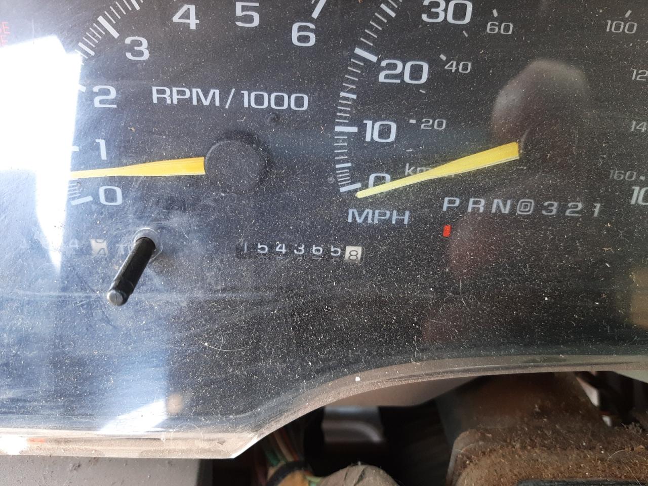 Photo 8 from auction – 1997 GMC SIERRA C15 with VIN 2GTEC19R8V1536193