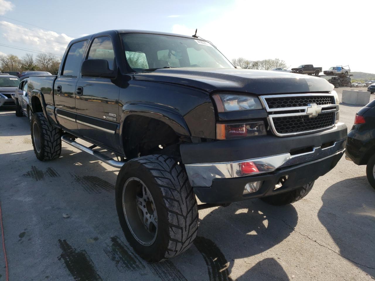 CHEVROLET SILVERADO 2007 with VIN 1GCHK23D57F169980 - Photo from auction