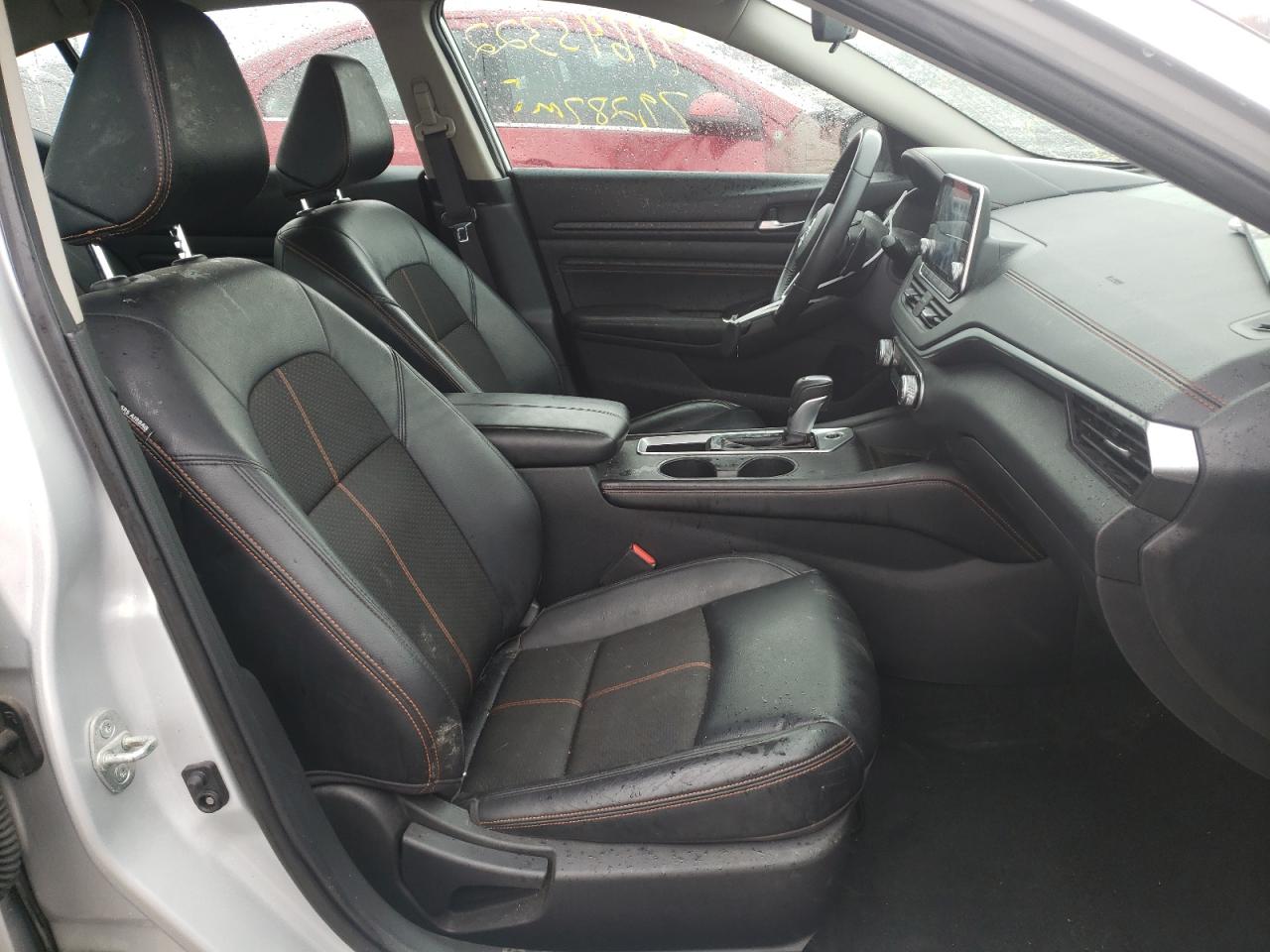 Photo 5 from auction – 2019 NISSAN ALTIMA SR with VIN 1N4BL4CV9KC108106