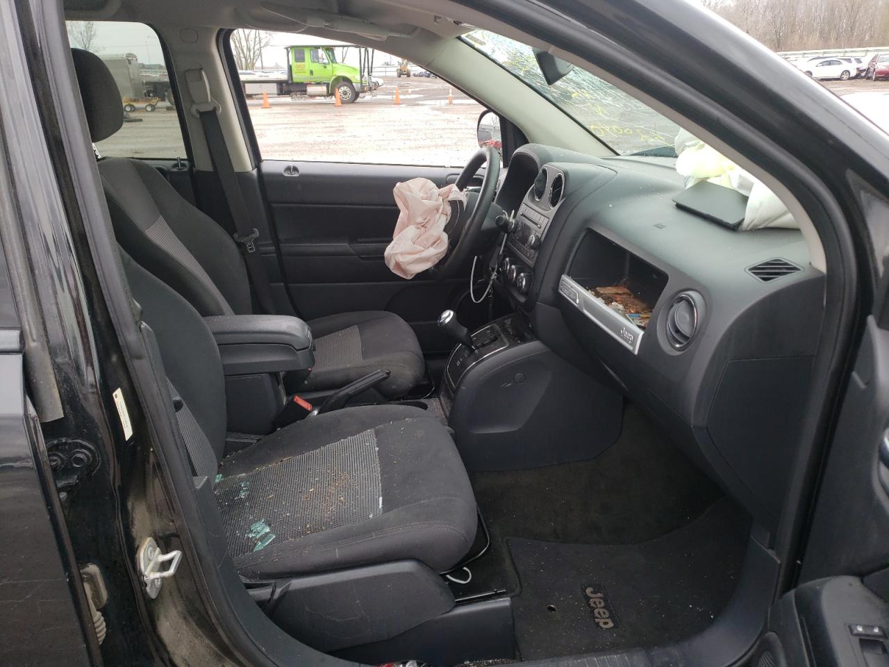 Photo 5 from auction – 2016 JEEP COMPASS SP with VIN 1C4NJDBB8GD520040