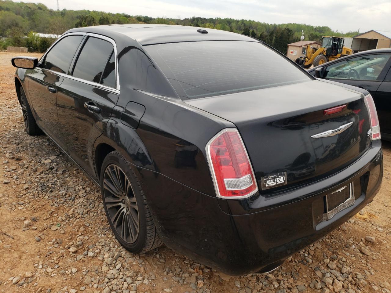 Photo 3 from auction – 2013 CHRYSLER 300 S with VIN 2C3CCABT5DH703147