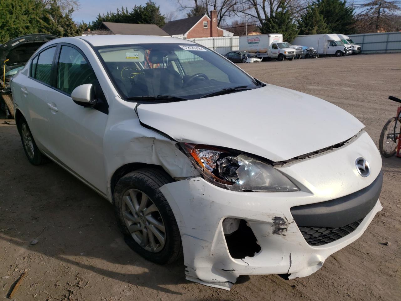 MAZDA 3 I 2012 with VIN JM1BL1V89C1693041 - Photo from auction