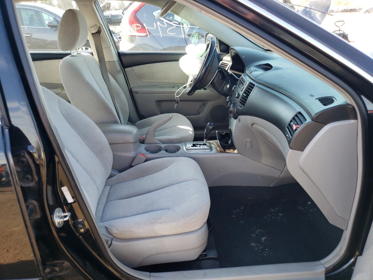 Photo 5 from auction – 2008 KIA OPTIMA LX with VIN KNAGE124685173555