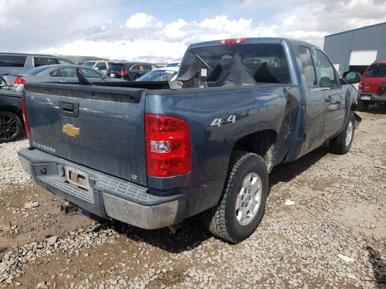 Photo 4 from auction – 2013 CHEVROLET SILVERADO with VIN 1GCRKSE78DZ352067