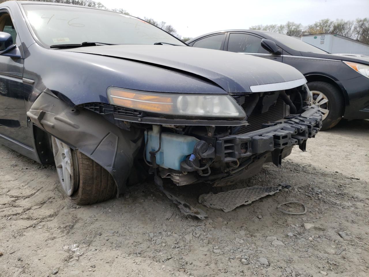 Photo 9 from auction – 2005 ACURA TL with VIN 19UUA66275A011638