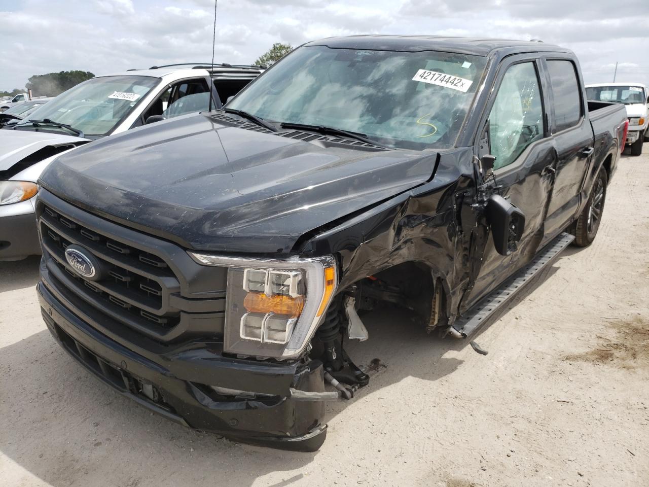 Photo 2 from auction – 2021 FORD F150 SUPER with VIN 1FTEW1CP5MFB75835