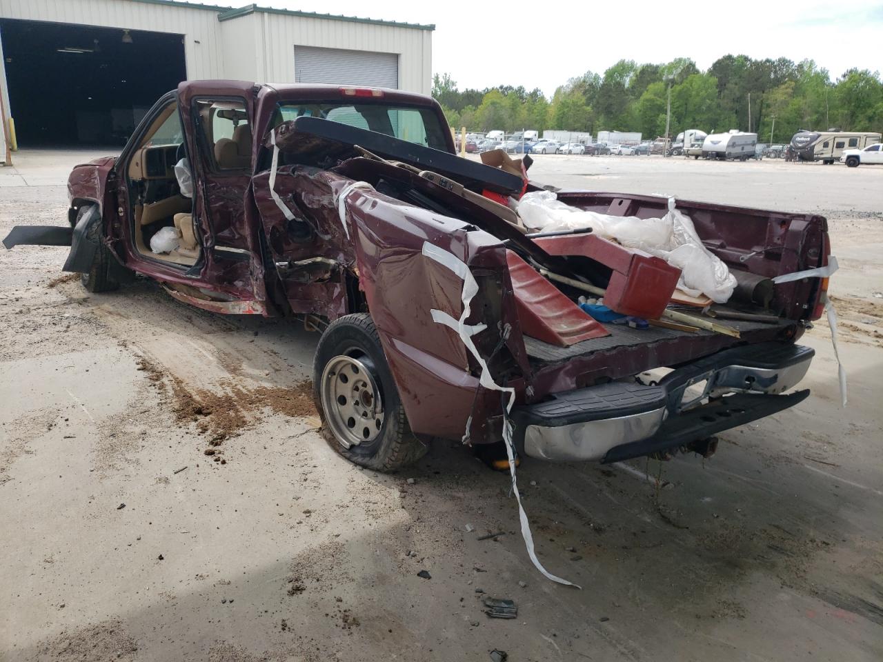 Photo 3 from auction – 2000 CHEVROLET SILVERADO with VIN 1GCEC19T3YE305040