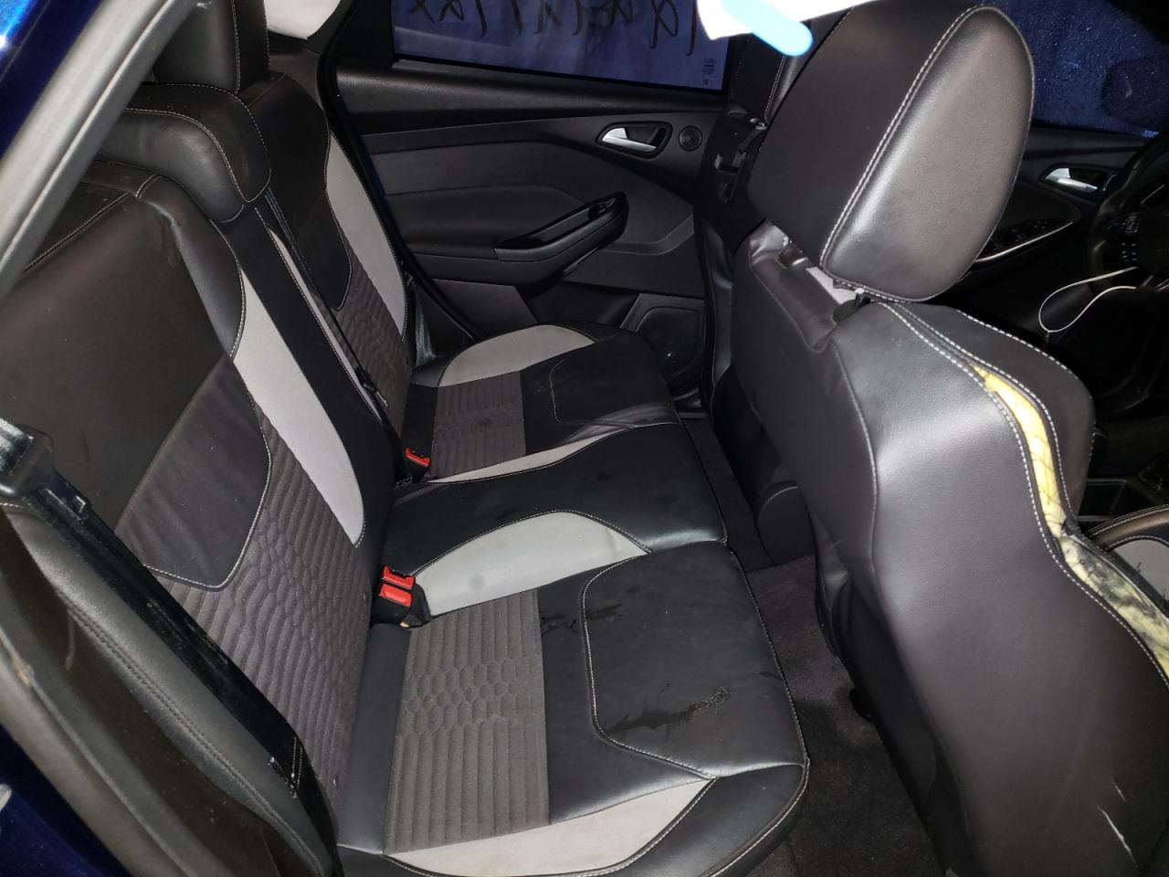 Photo 6 from auction – 2017 FORD FOCUS ST with VIN 1FADP3L90HL201003