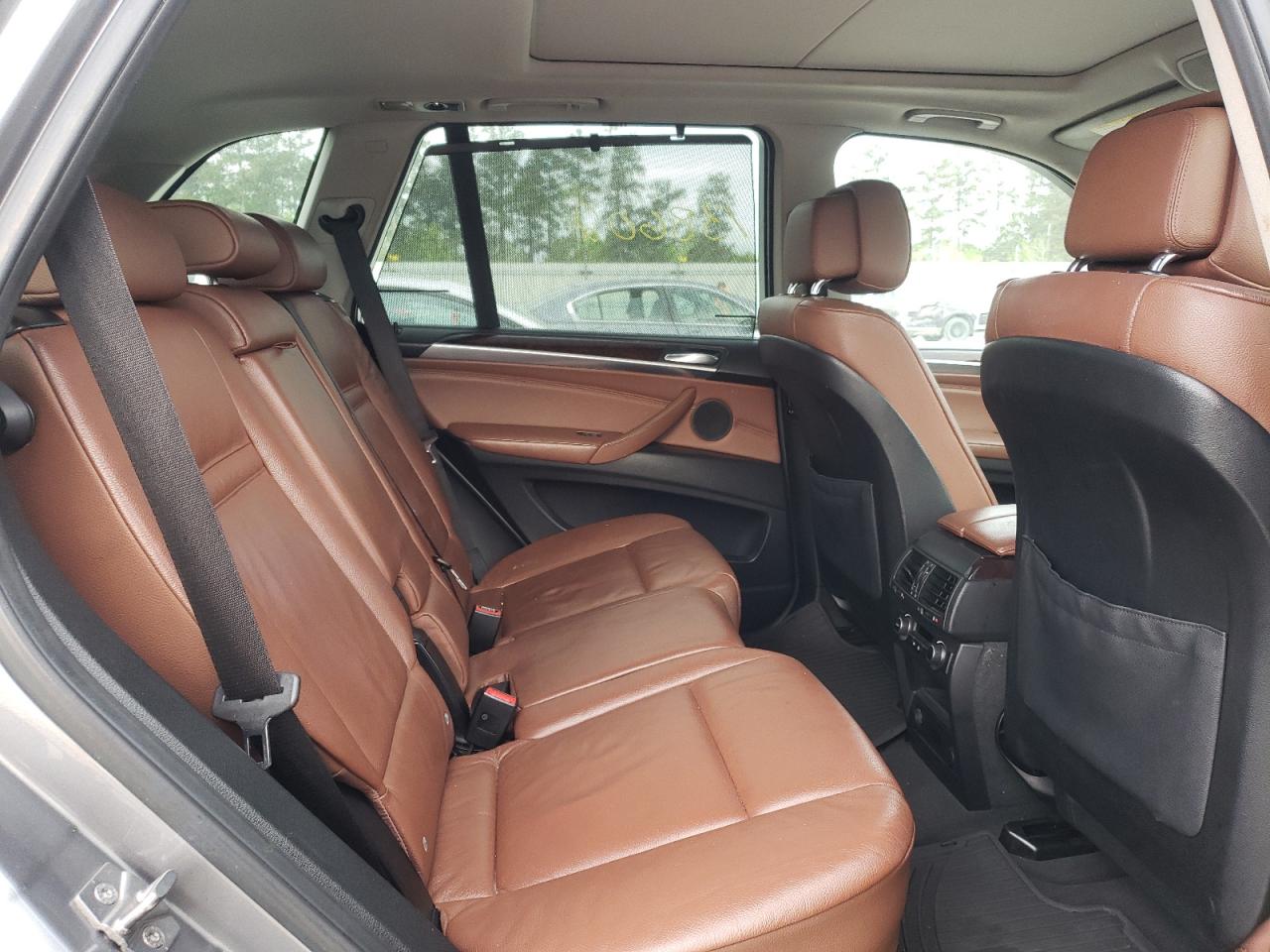 Photo 6 from auction – 2011 BMW X5 XDRIVE3 with VIN 5UXZV4C52BL412413