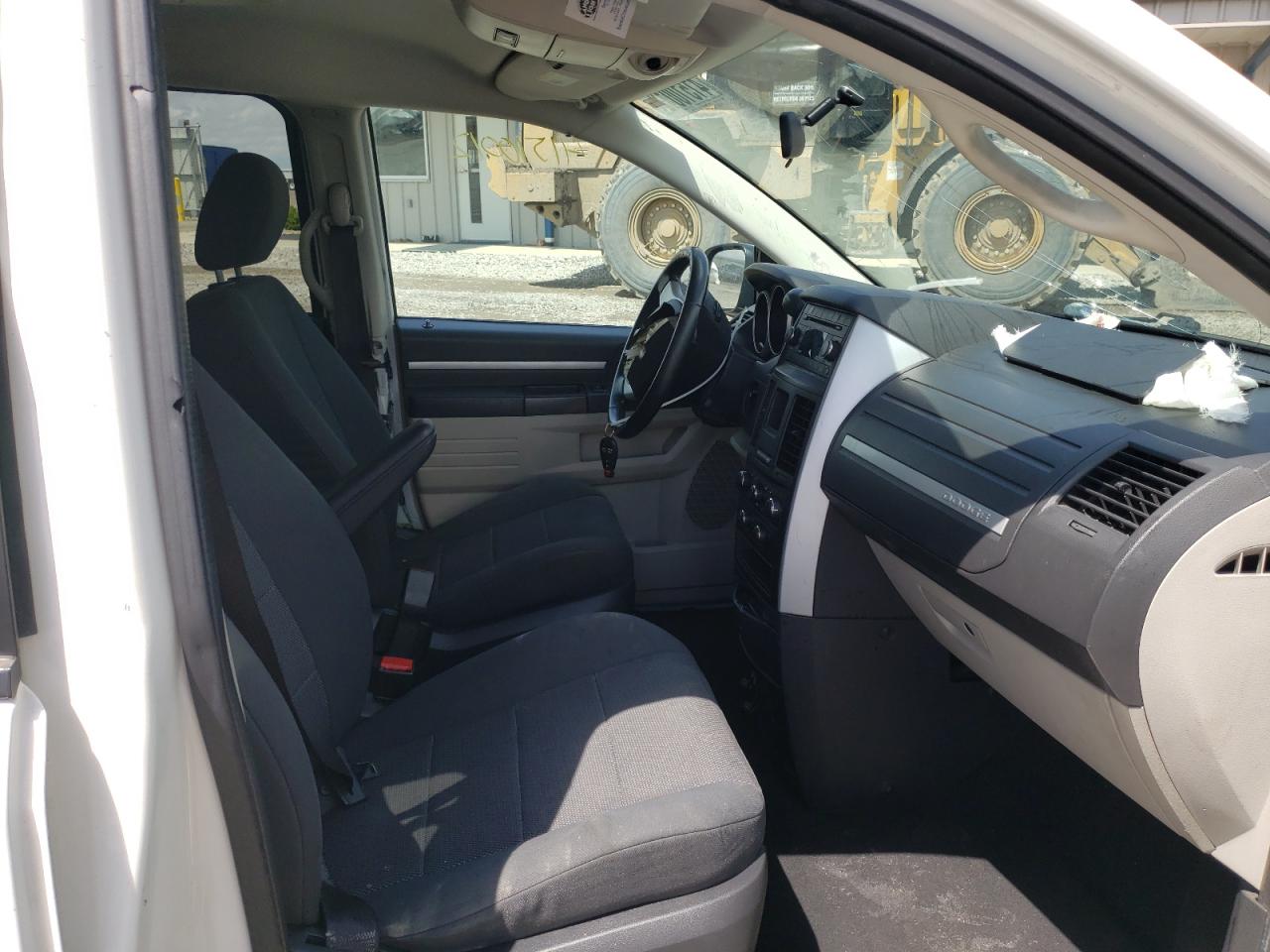 Photo 5 from auction – 2008 DODGE GRAND CARA with VIN 1D8HN54P08B177500