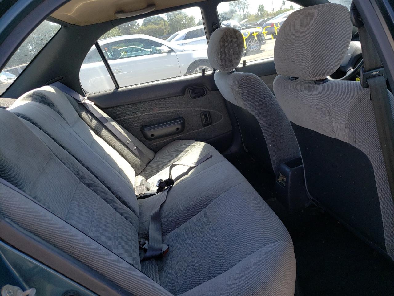 Photo 6 from auction – 1995 TOYOTA COROLLA LE with VIN 1NXAE09B2SZ236750