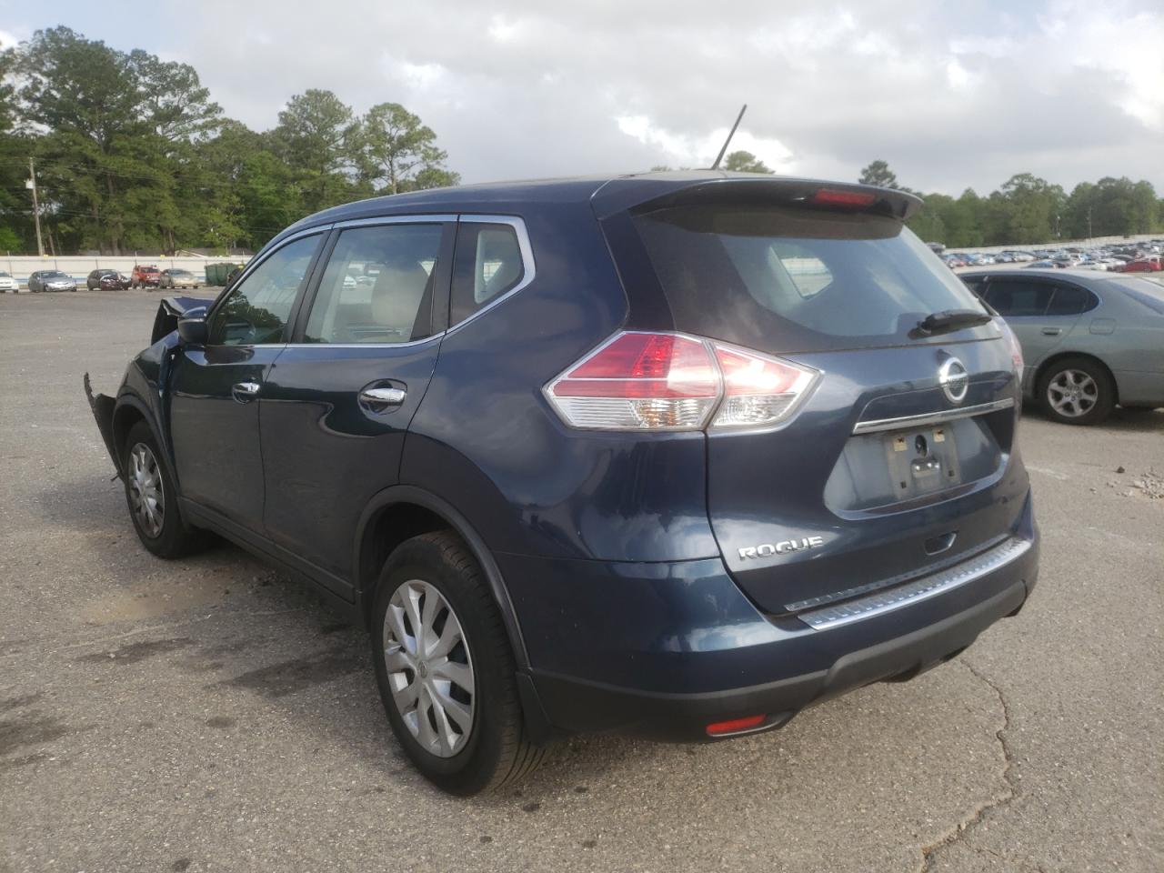 Photo 3 from auction – 2015 NISSAN ROGUE S with VIN KNMAT2MT8FP550638