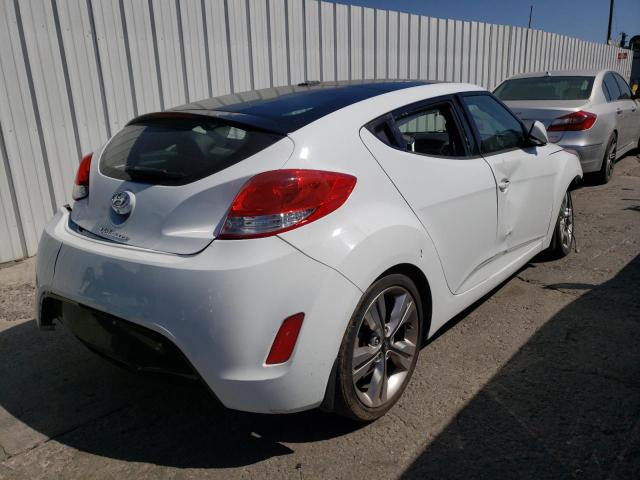 Photo 4 from auction – 2016 HYUNDAI VELOSTER with VIN KMHTC6AD3GU293917