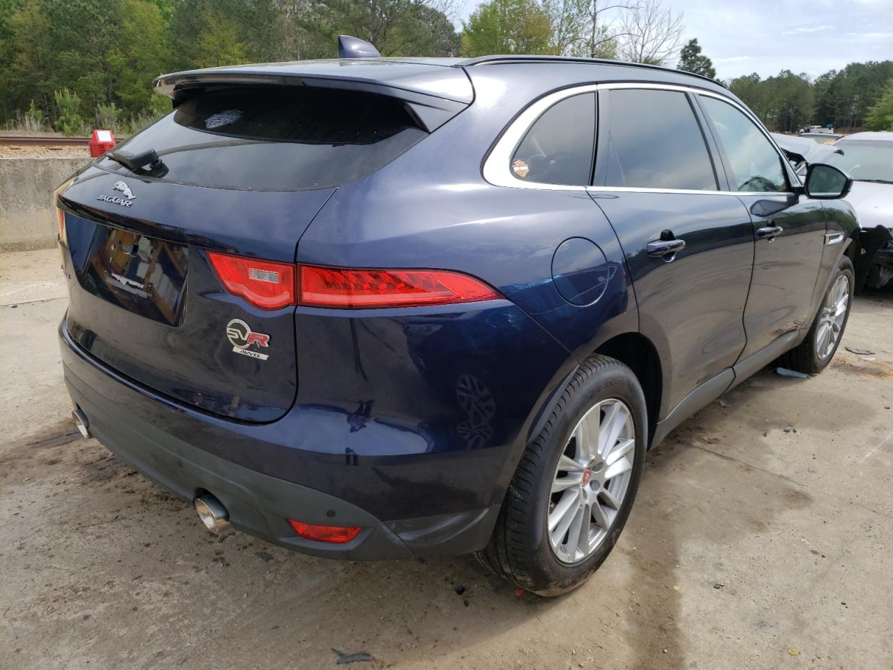 Photo 4 from auction – 2017 JAGUAR F-PACE PRE with VIN SADCK2BV8HA096062