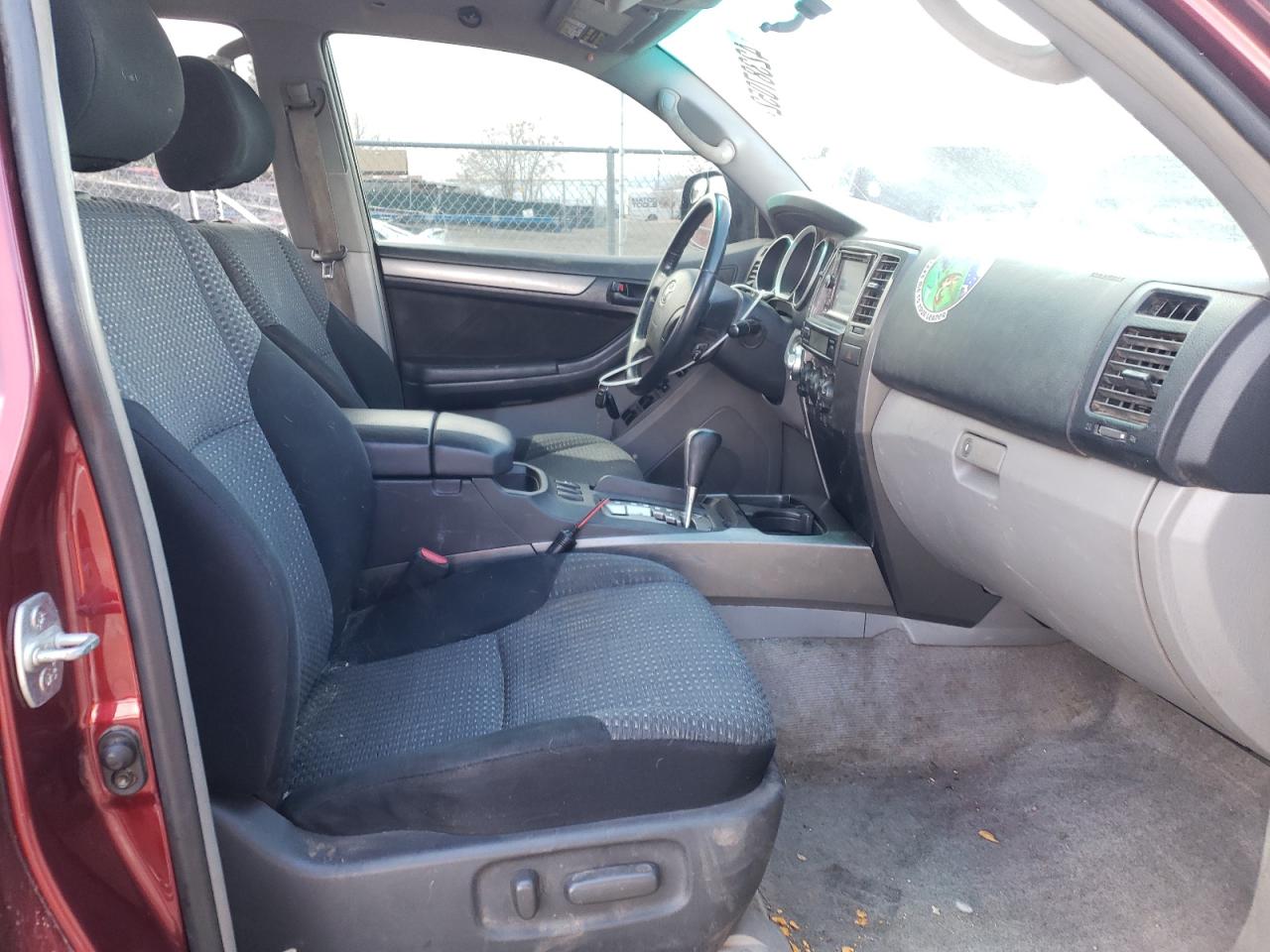 Photo 5 from auction – 2006 TOYOTA 4RUNNER SR with VIN JTEBU14R268060900