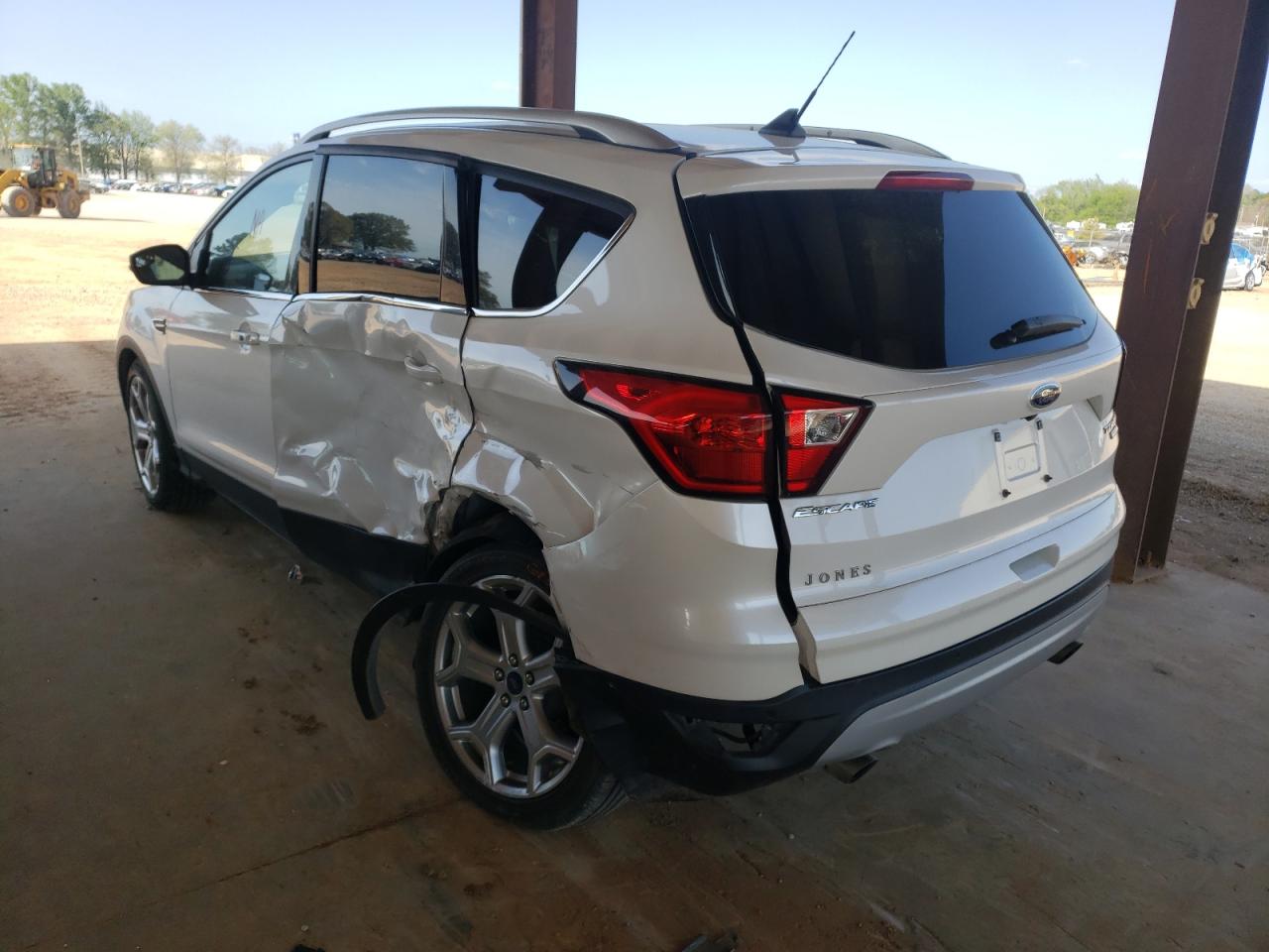 Photo 3 from auction – 2019 FORD ESCAPE TIT with VIN 1FMCU0J95KUC30767