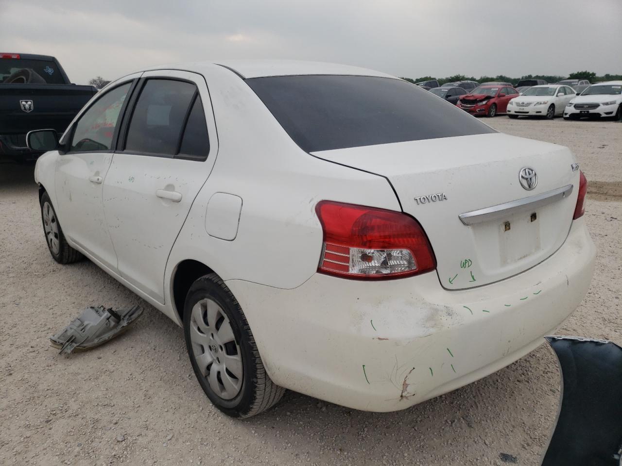 Photo 3 from auction – 2008 TOYOTA YARIS with VIN JTDBT923284036627