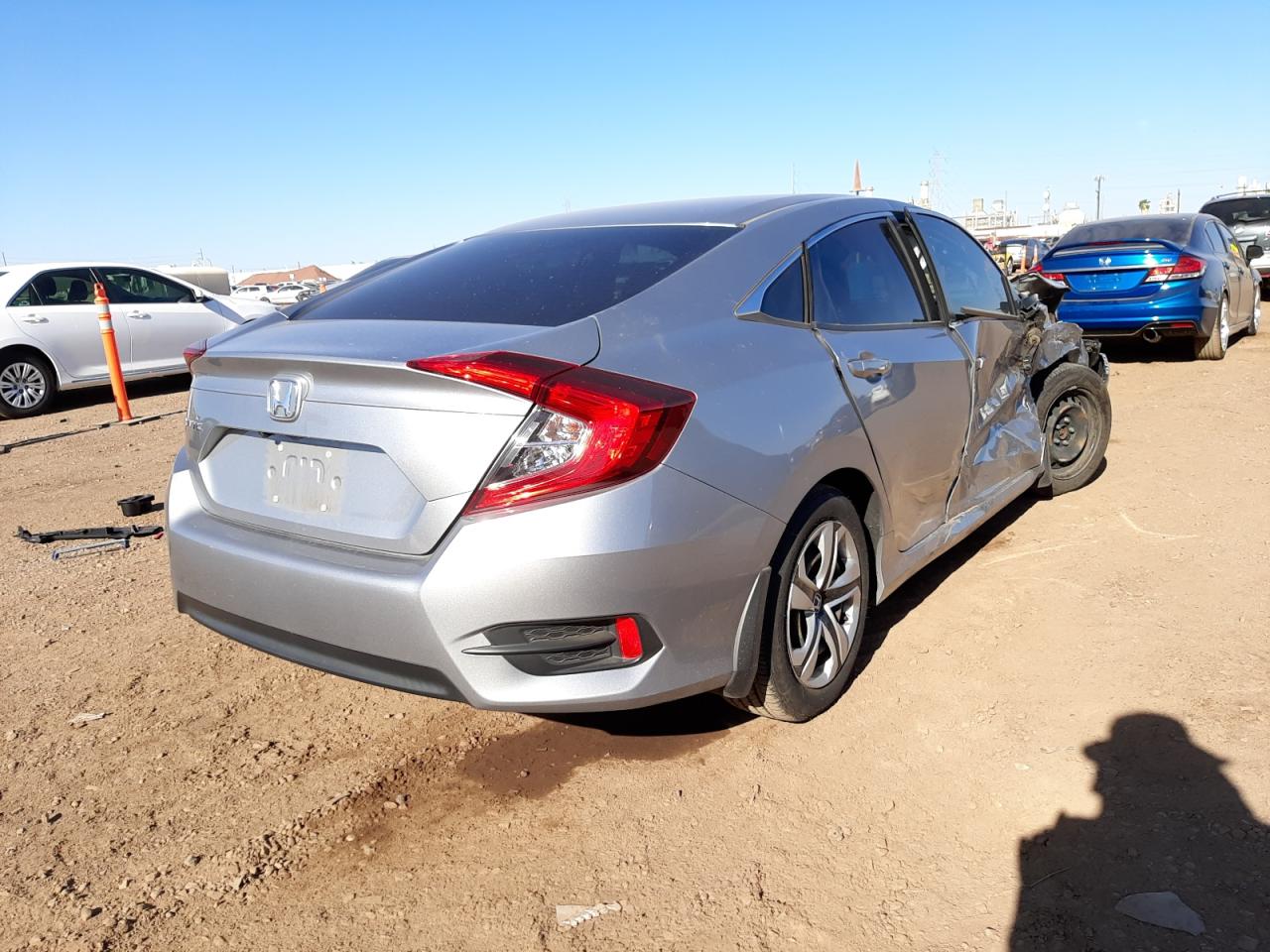Photo 4 from auction – 2018 HONDA CIVIC LX with VIN 2HGFC2F5XJH600510