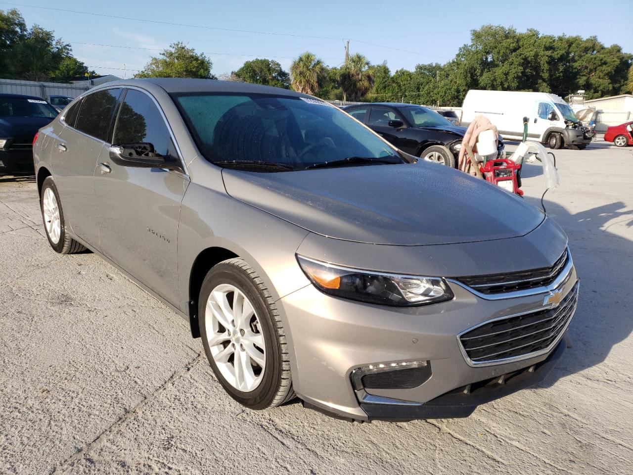 Photo 1 from auction – 2017 CHEVROLET MALIBU LT with VIN 1G1ZE5ST7HF241018