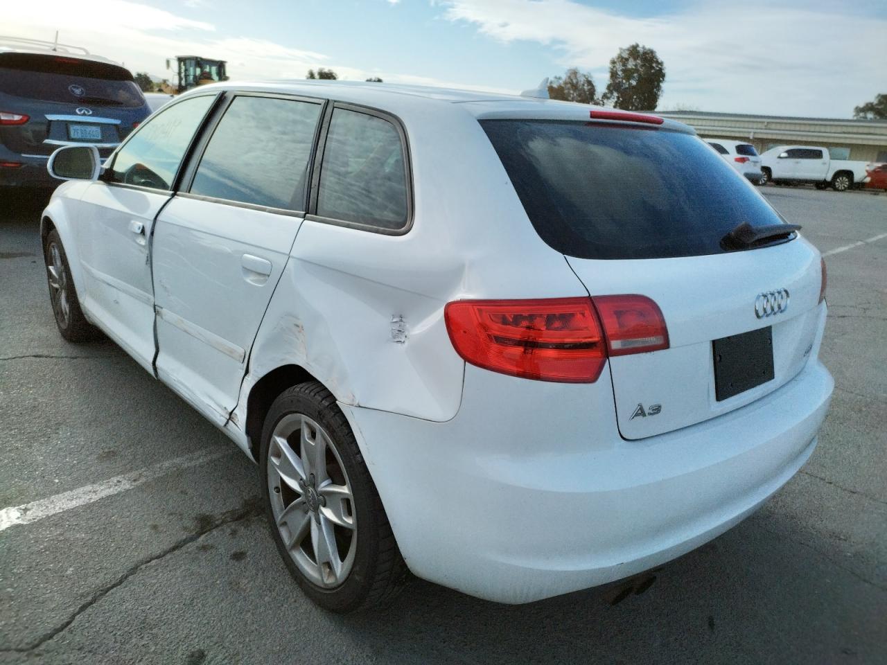 Photo 3 from auction – 2009 AUDI A3 2.0T with VIN WAUHF98P89A050835