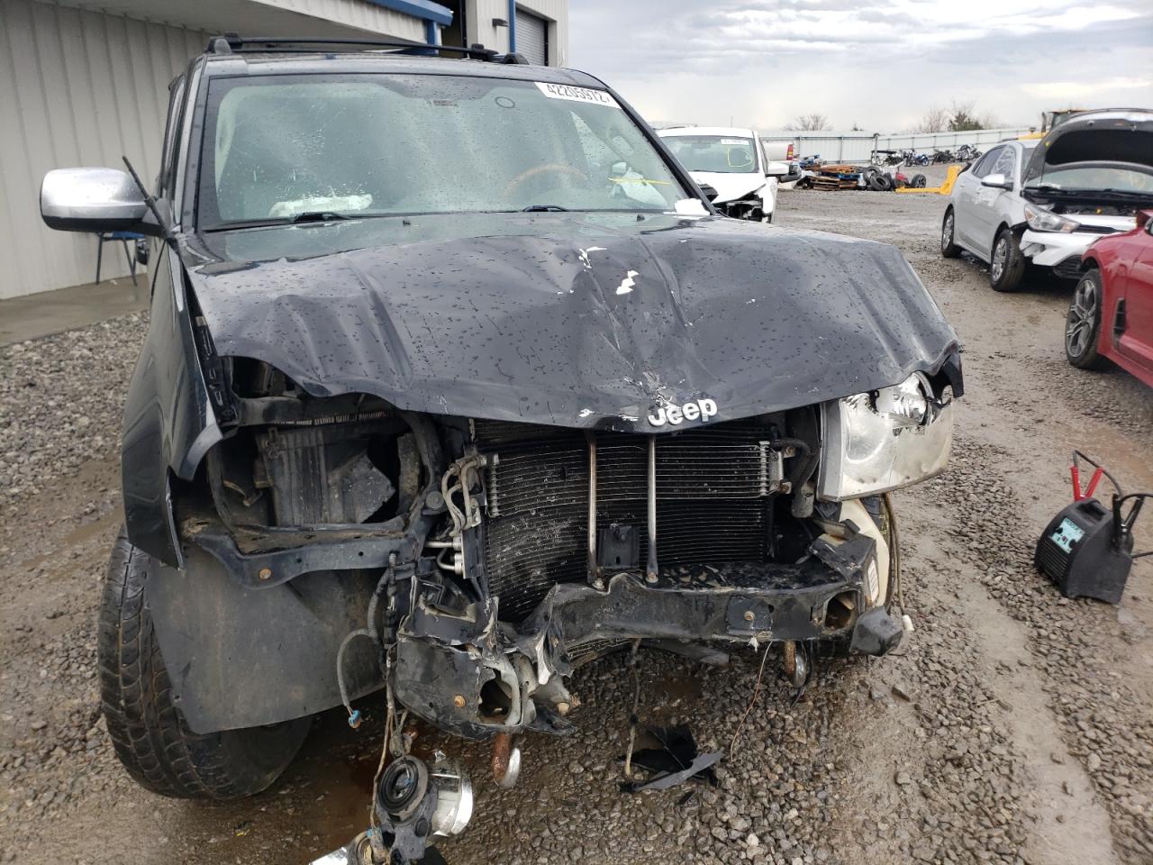 Photo 9 from auction – 2006 JEEP GRAND CHER with VIN 1J8HR68296C138315