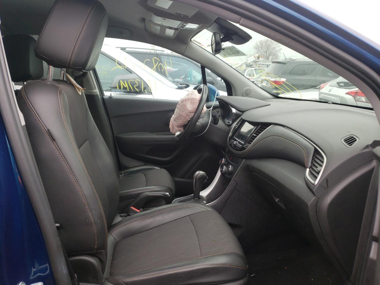 Photo 5 from auction – 2019 CHEVROLET TRAX 1LT with VIN 3GNCJLSBXKL204408