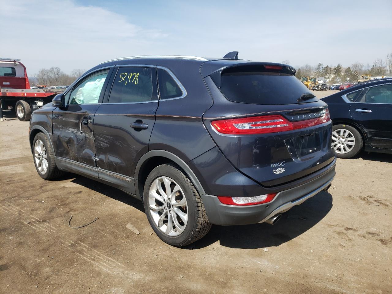 Photo 3 from auction – 2015 LINCOLN MKC with VIN 5LMCJ1A92FUJ07204