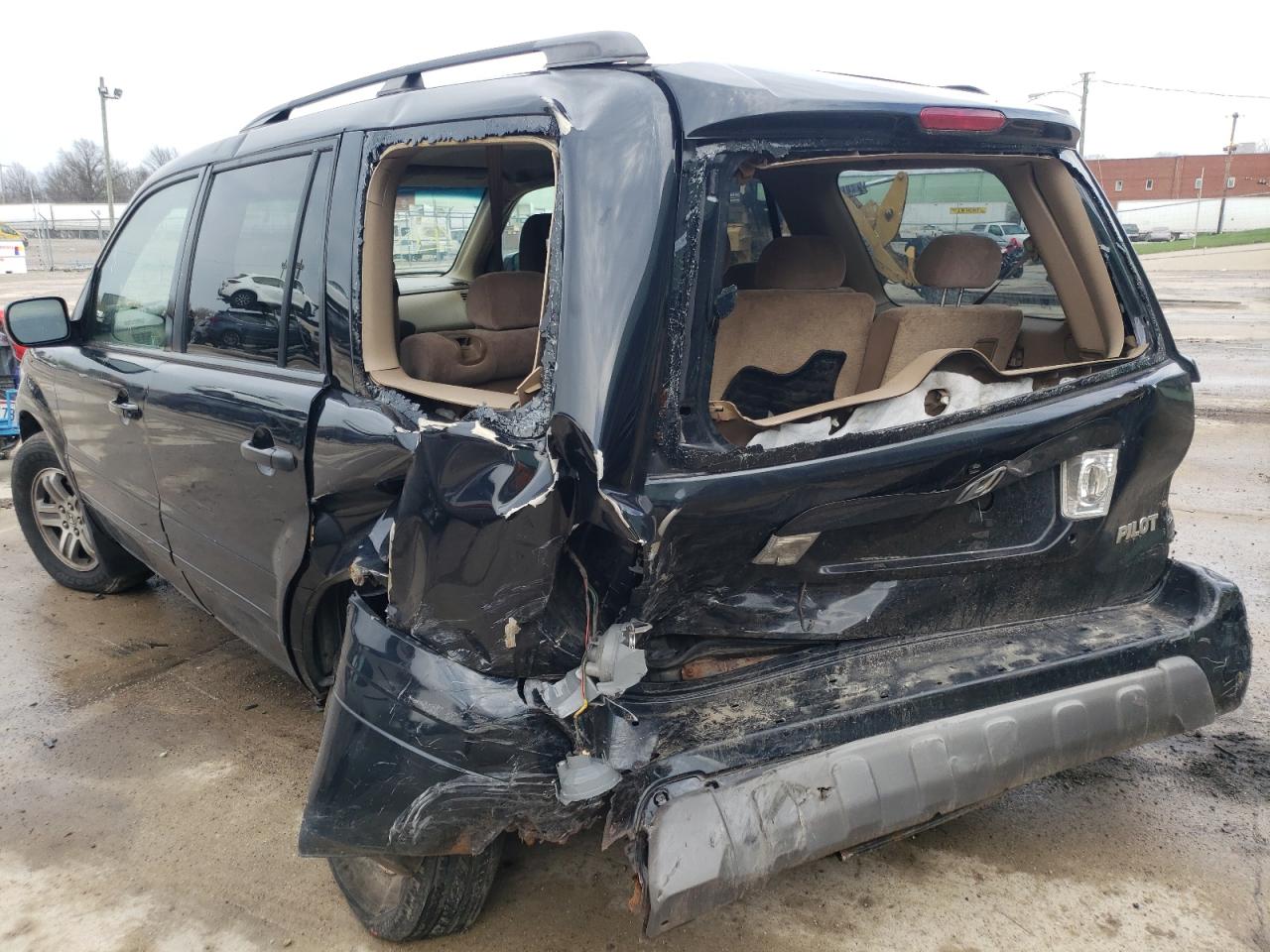 Photo 9 from auction – 2005 HONDA PILOT EX with VIN 5FNYF18485B053987