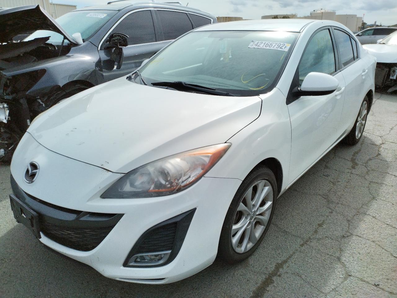 Photo 2 from auction – 2011 MAZDA 3 S with VIN JM1BL1U61B1484486