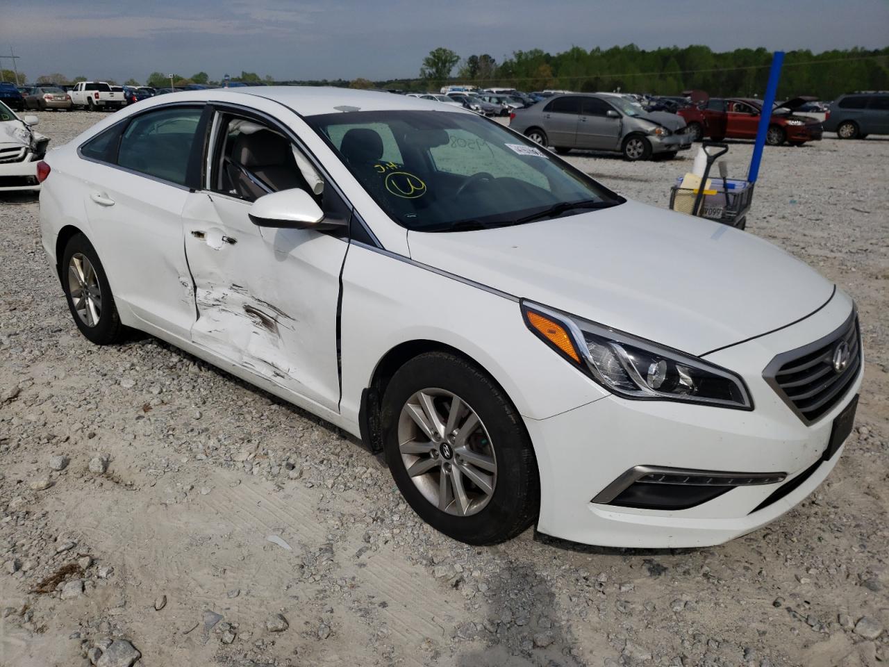 Photo 1 from auction – 2015 HYUNDAI SONATA SE with VIN 5NPE24AF2FH216132