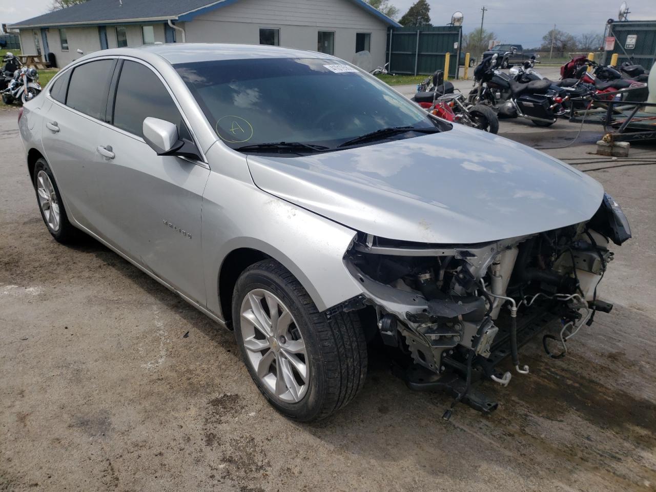 CHEVROLET MALIBU LT 2019 with VIN 1G1ZD5ST5KF116867 - Photo from auction