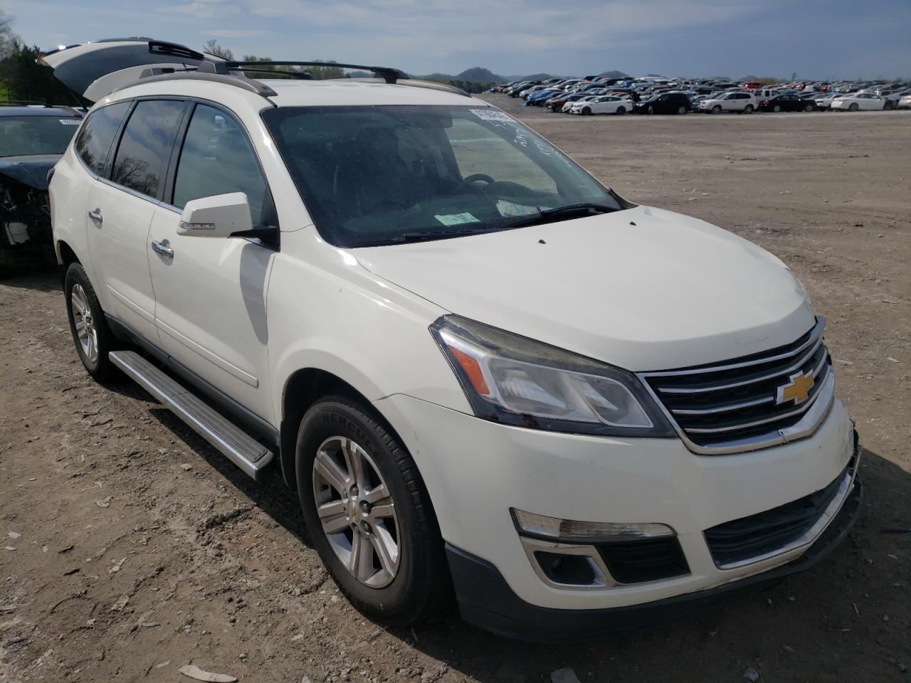 Photo 1 from auction – 2013 CHEVROLET TRAVERSE L with VIN 1GNKRJKD4DJ178313