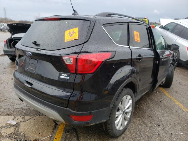 Photo 4 from auction – 2019 FORD ESCAPE SEL with VIN 1FMCU9HD6KUB96823