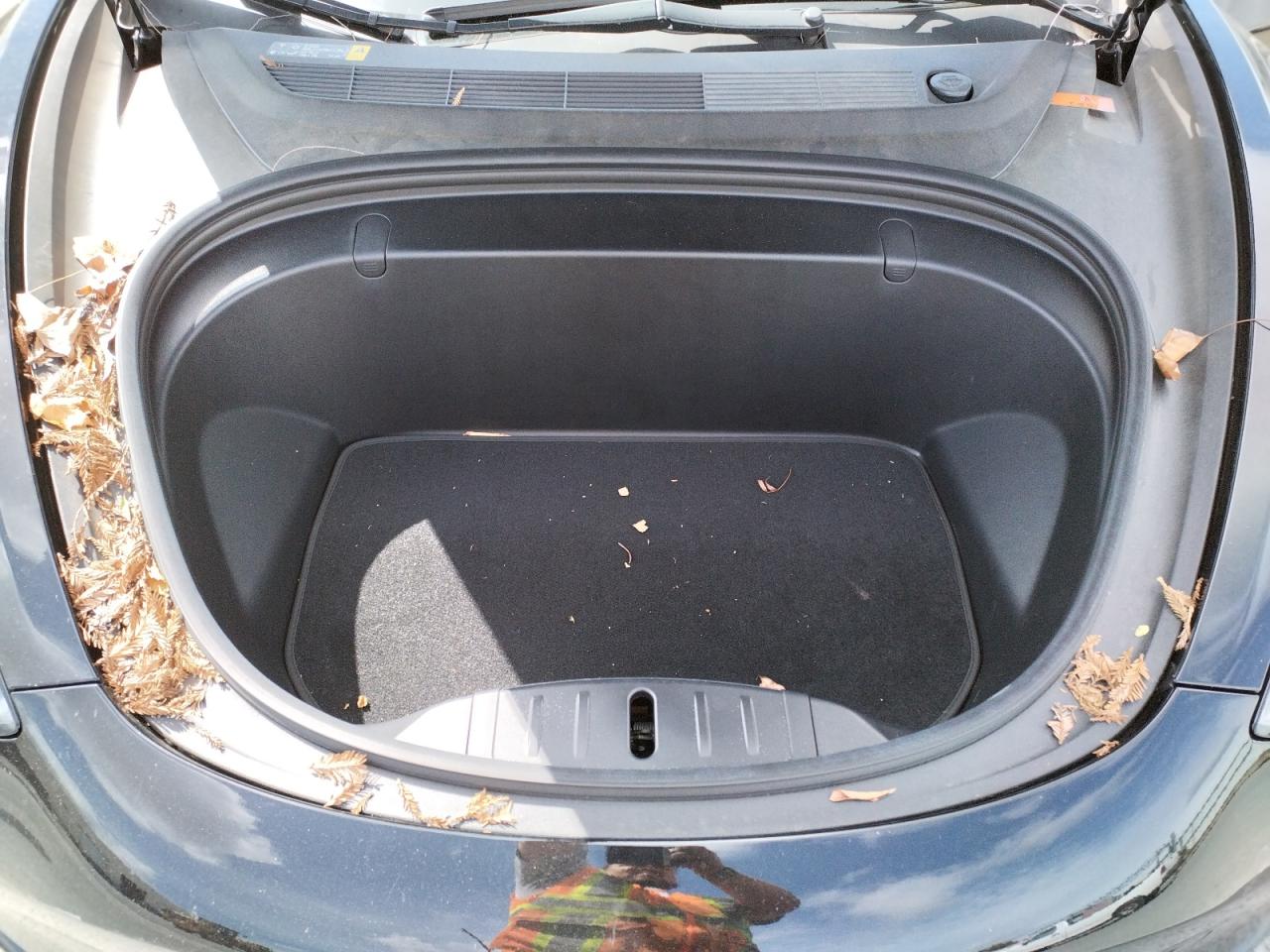 Photo 7 from auction – 2018 TESLA MODEL 3 with VIN 5YJ3E1EA1JF077050