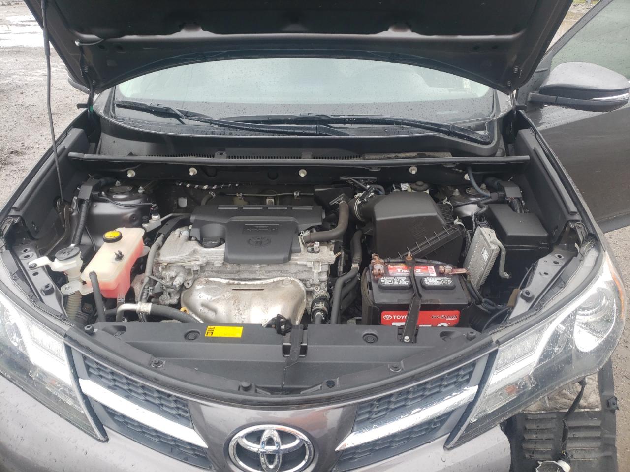 Photo 7 from auction – 2014 TOYOTA RAV4 XLE with VIN 2T3RFREV6EW197323