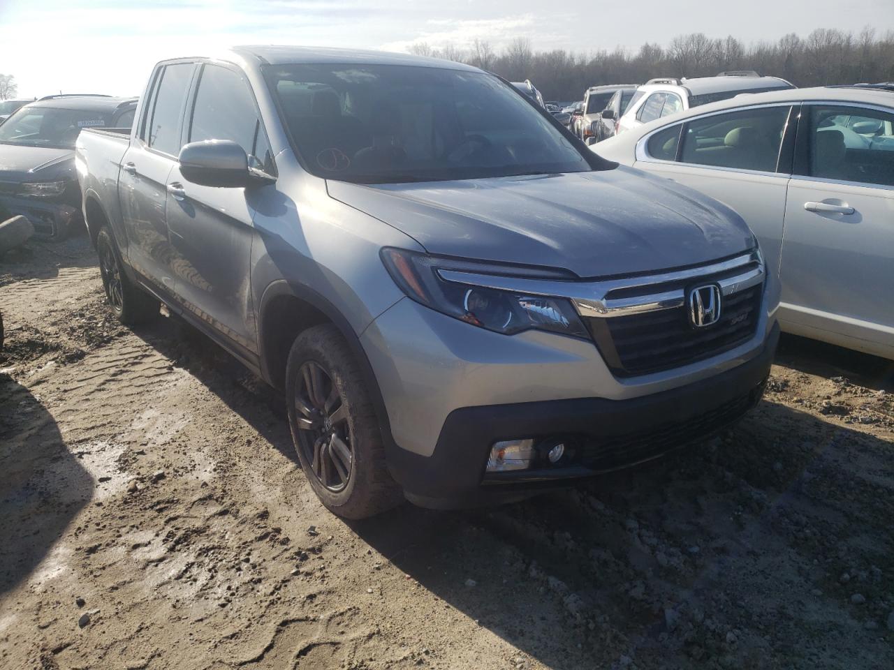 HONDA RIDGELINE 2019 with VIN 5FPYK3F17KB045303 - Photo from auction