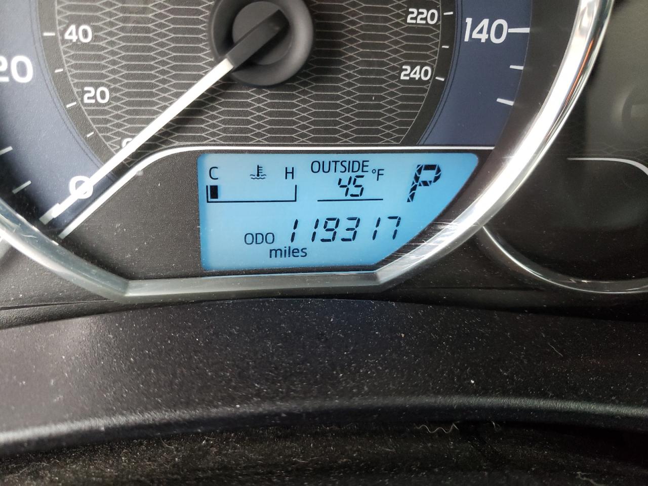 Photo 8 from auction – 2015 TOYOTA COROLLA L with VIN 5YFBURHE9FP307652