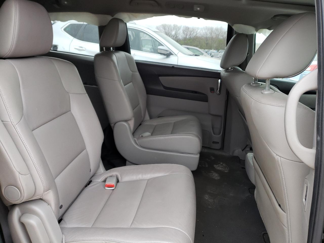 Photo 6 from auction – 2014 HONDA ODYSSEY EX with VIN 5FNRL5H61EB060284