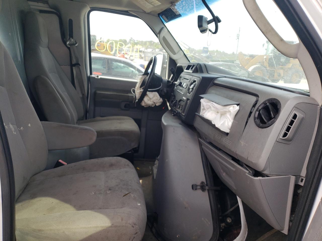 Photo 5 from auction – 2014 FORD ECONOLINE with VIN 1FTNE2EW1EDA33542