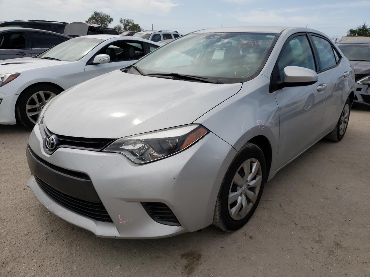 Photo 2 from auction – 2015 TOYOTA COROLLA L with VIN 2T1BURHE3FC289522