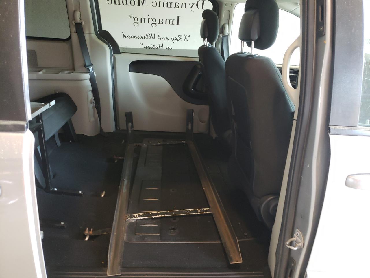 Photo 6 from auction – 2016 DODGE GRAND CARA with VIN 2C4RDGBG9GR276711