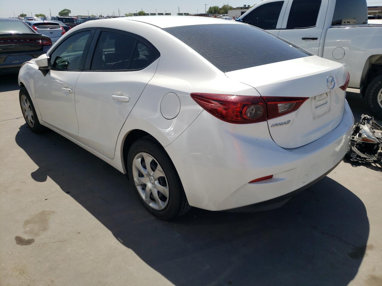 Photo 3 from auction – 2015 MAZDA 3 SPORT with VIN 3MZBM1U76FM164589