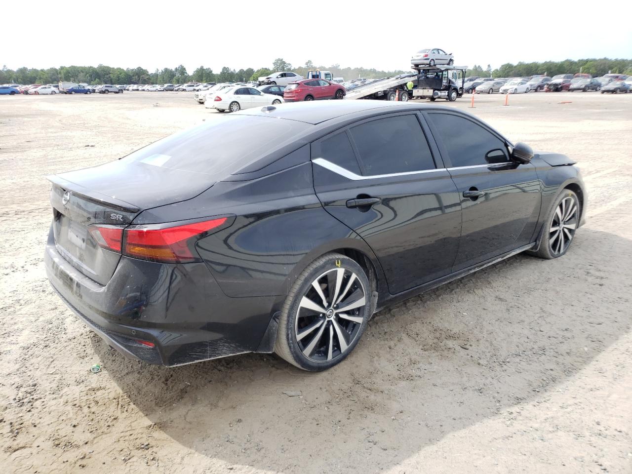 Photo 4 from auction – 2020 NISSAN ALTIMA SR with VIN 1N4BL4CV4LN317680