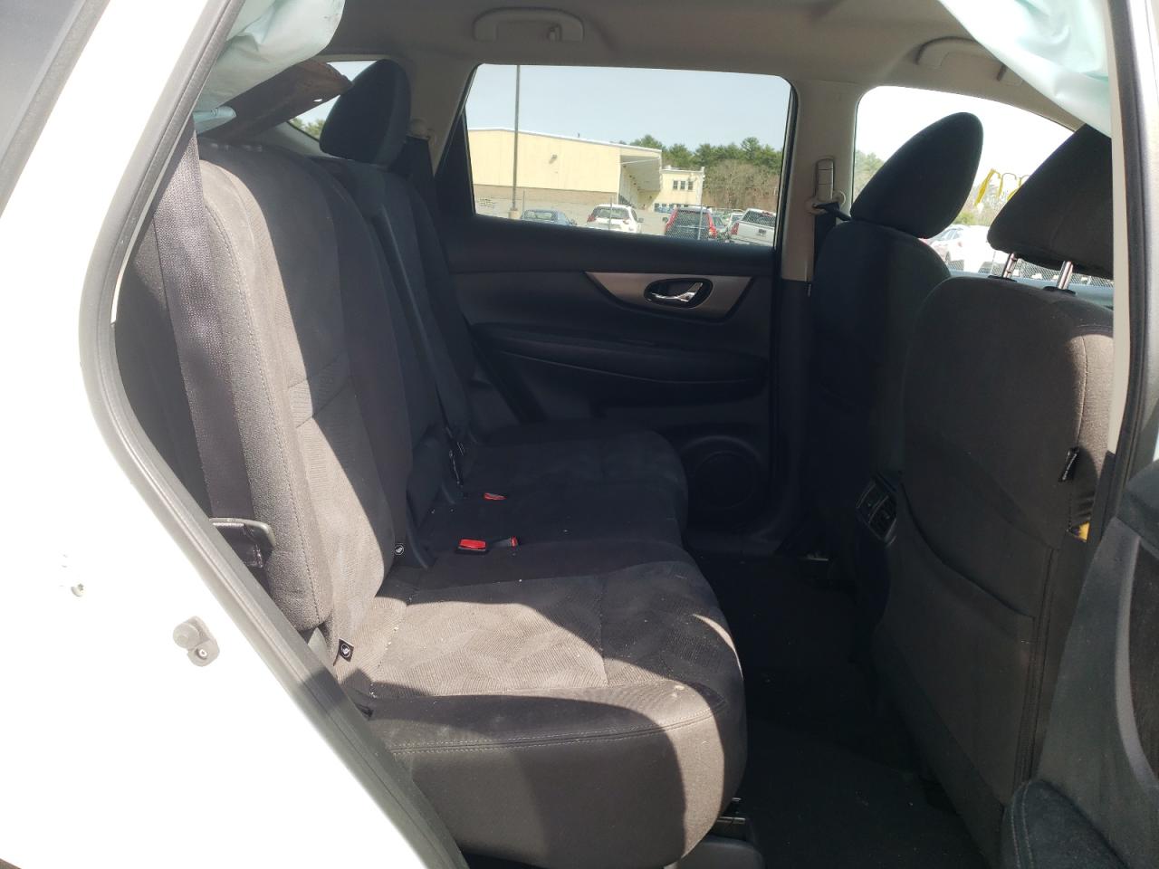 Photo 6 from auction – 2016 NISSAN ROGUE S with VIN KNMAT2MV1GP639521