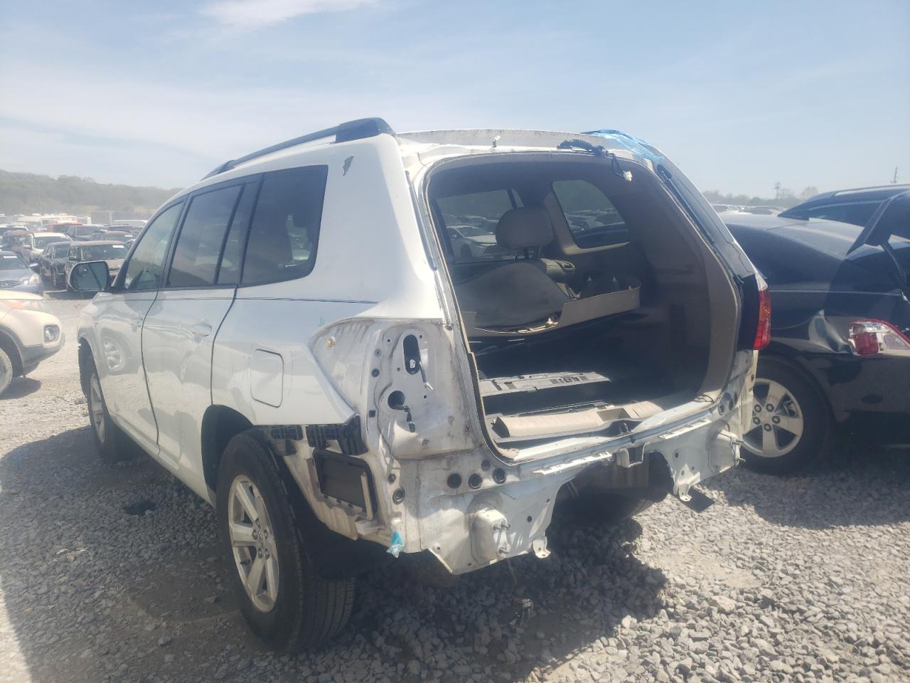 Photo 3 from auction – 2010 TOYOTA HIGHLANDER with VIN 5TDZA3EH0AS007002